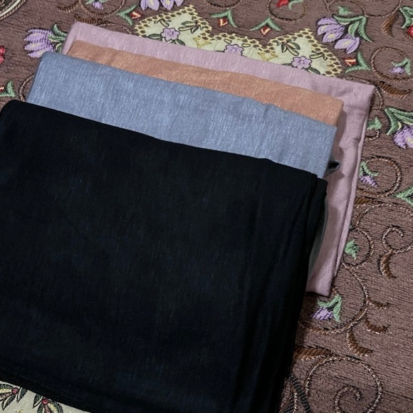 4 Brand New Jersey Hijab Bundle imported from Dubai UAE by me - Picture 2 of 5